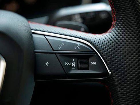 Certified 2026 Audi Q7 3.0T Prestige image 36