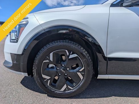 Certified 2023 Kia Niro Wind FWD image 12