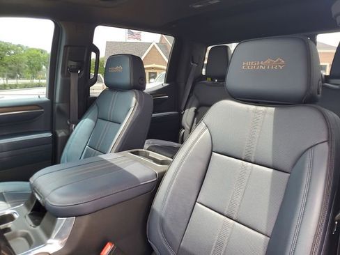 Used 2023 Chevrolet Silverado 1500 High Country w/ High Country Premium Package image 15