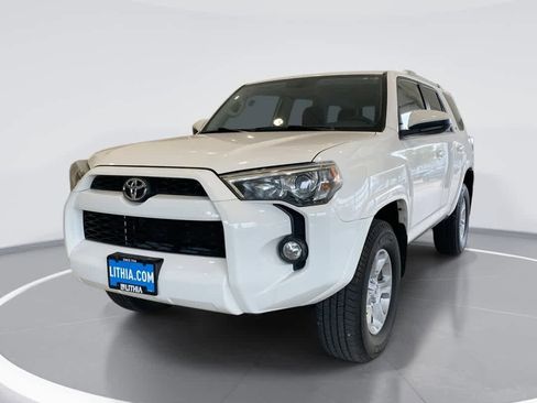Used 2017 Toyota 4Runner SR5 AWD/4WD image 1