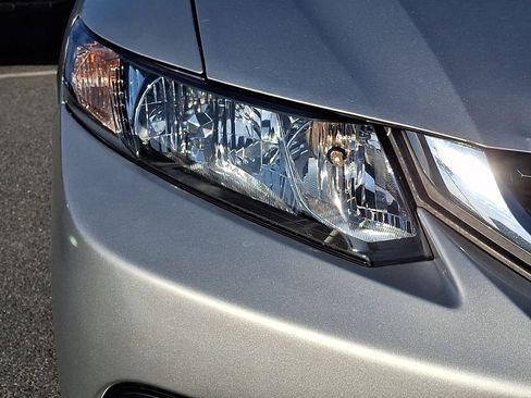 Used 2015 Honda Civic LX image 9