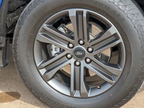 Used 2022 Ford F150 XLT w/ Equipment Group 302A High image 9