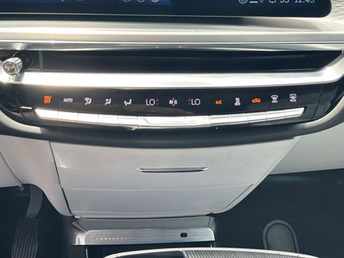 Certified 2024 Cadillac Lyriq Luxury RWD image 22