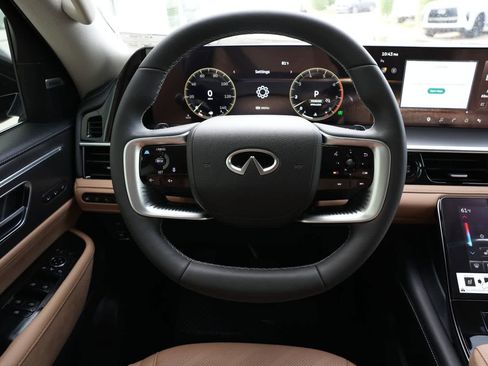 New 2026 INFINITI QX80 Luxe RWD image 9