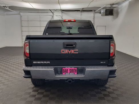 Used 2018 GMC Sierra 1500 SLT w/ SLT Premium Package AWD/4WD image 10