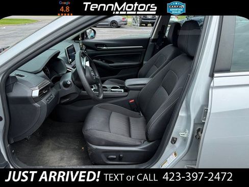 Used 2023 Nissan Altima 2.5 SV FWD image 10