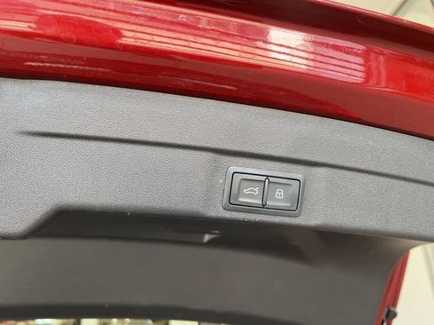 Used 2025 Audi A5 2.0T Premium Plus w/ Premium Plus AWD/4WD image 10