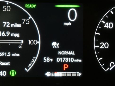 Used 2023 Honda CR-V Sport image 16