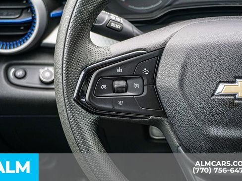 Used 2025 Chevrolet Trax LS w/ LS Convenience Package FWD image 42