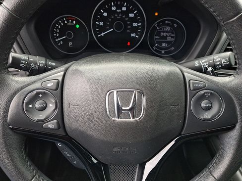 Certified 2022 Honda HR-V Sport image 19