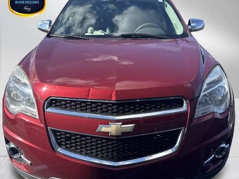Used 2010 Chevrolet Equinox LT w/ Chrome Appearance Package FWD image 1
