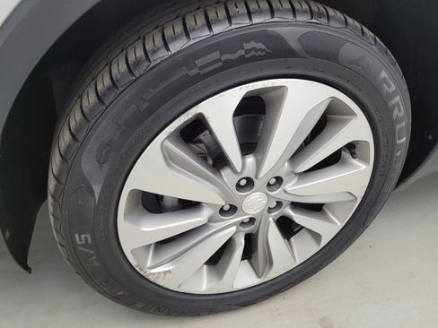 Used 2019 Buick Encore Preferred FWD image 31