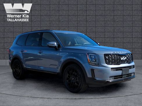 Certified 2022 Kia Telluride SX w/ SX Prestige Package image 3