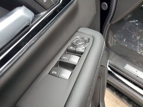 New 2026 GMC Yukon XL Denali w/ Denali Reserve Package image 18