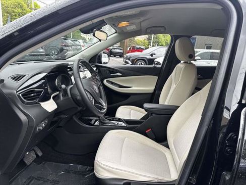 Used 2021 Buick Encore GX Preferred w/ Sport Touring Package FWD image 16