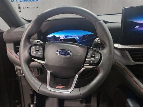 Certified 2025 Ford Explorer ST AWD/4WD image 13