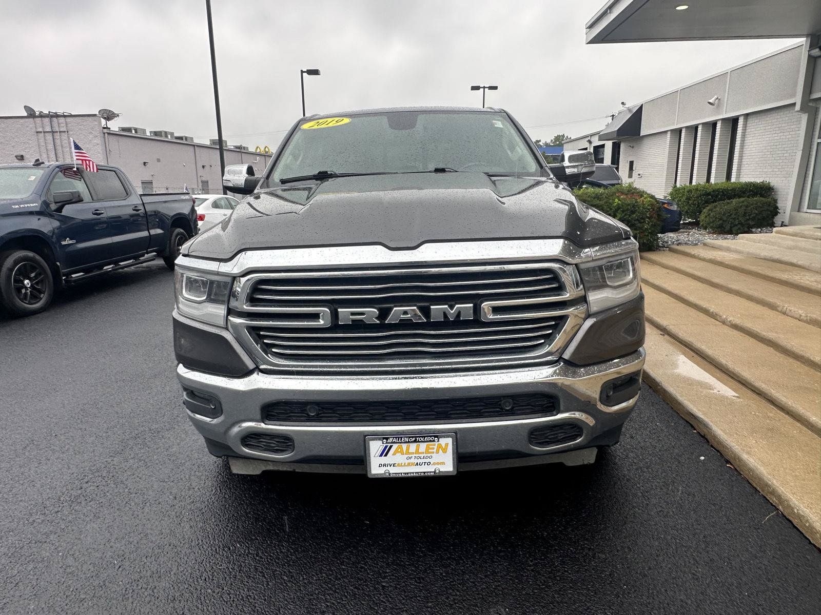 Used 2019 RAM 1500 Laramie AWD/4WD image 4