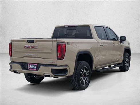 Used 2023 GMC Sierra 1500 AT4 w/ AT4 Preferred Package AWD/4WD image 5