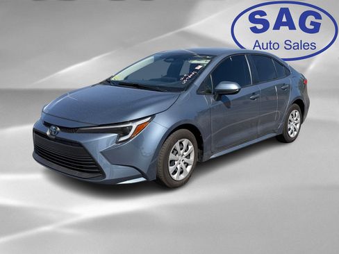 Used 2024 Toyota Corolla LE image 5