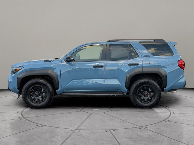 Certified 2026 Toyota 4Runner TRD Off-Road Premium AWD/4WD image 3