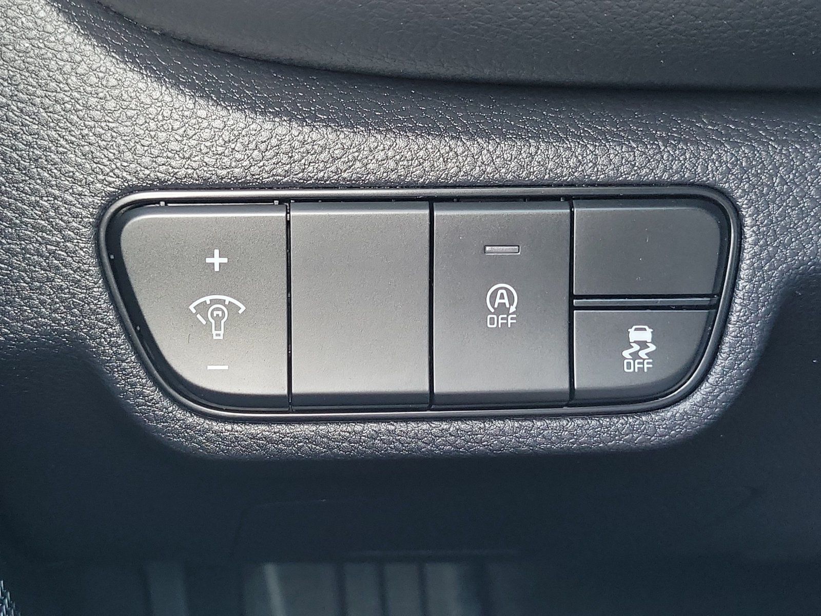 Used 2025 Kia Seltos S AWD/4WD image 21
