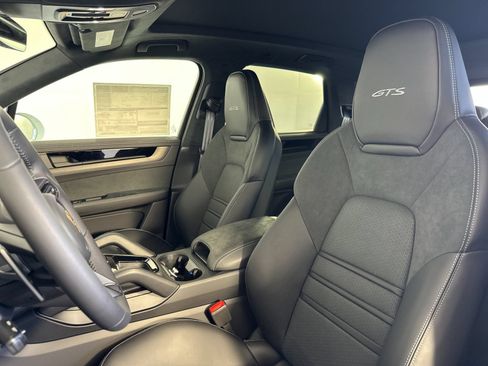 New 2026 Porsche Cayenne GTS AWD/4WD image 5
