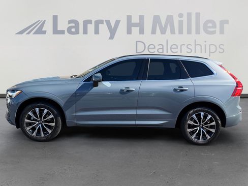 Used 2023 Volvo XC60 B5 Core w/ Climate Package image 2