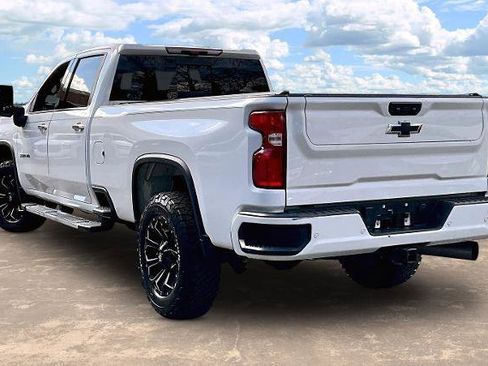 Used 2022 Chevrolet Silverado 3500 High Country w/ Technology Package image 4