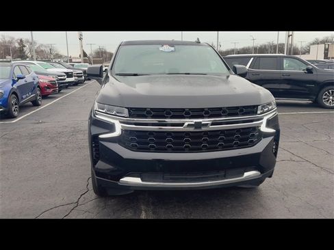Used 2023 Chevrolet Tahoe LS image 3