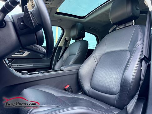 Used 2020 Jaguar XF Prestige image 6