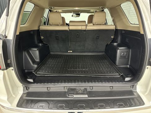 Used 2020 Toyota 4Runner Limited image 32