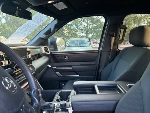 Used 2025 Toyota Tundra SR5 w/ SR5 Convenience Package AWD/4WD image 21
