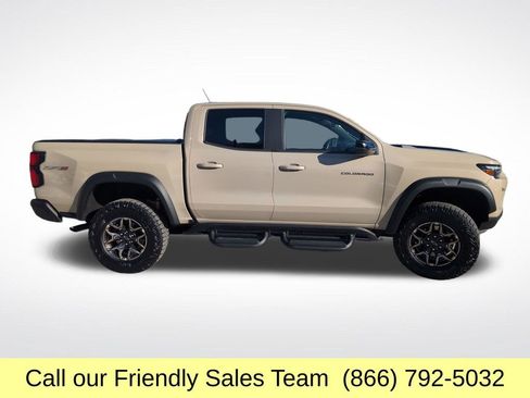 Used 2024 Chevrolet Colorado ZR2 w/ Safety Package image 7