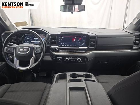 Used 2024 GMC Sierra 1500 Elevation w/ LPO, Elevation Black Package AWD/4WD image 8