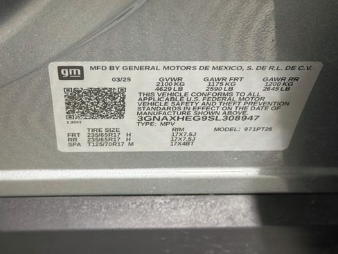 Used 2025 Chevrolet Equinox LT FWD image 12