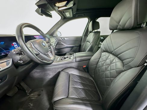 Used 2024 BMW X5 sDrive40i image 13