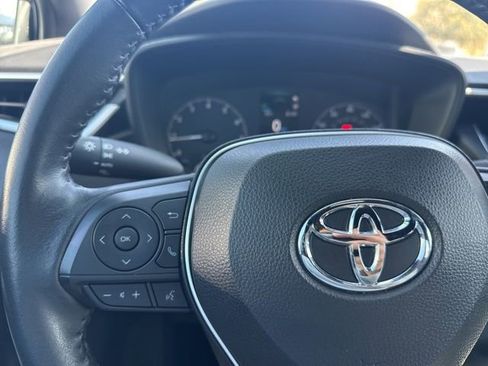 Used 2023 Toyota Corolla SE w/ SE Premium Package image 15