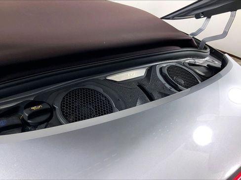 Certified 2021 Porsche 911 Carrera RWD image 24