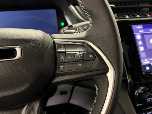 New 2025 Jeep Grand Cherokee L Laredo w/ Luxury Tech Group I image 23