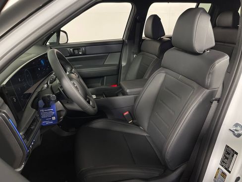 New 2026 Hyundai Santa Fe Calligraphy AWD/4WD image 11