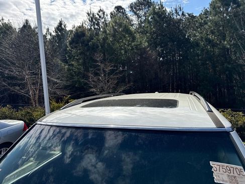 Used 2017 Nissan Armada SL w/ Technology Package image 15