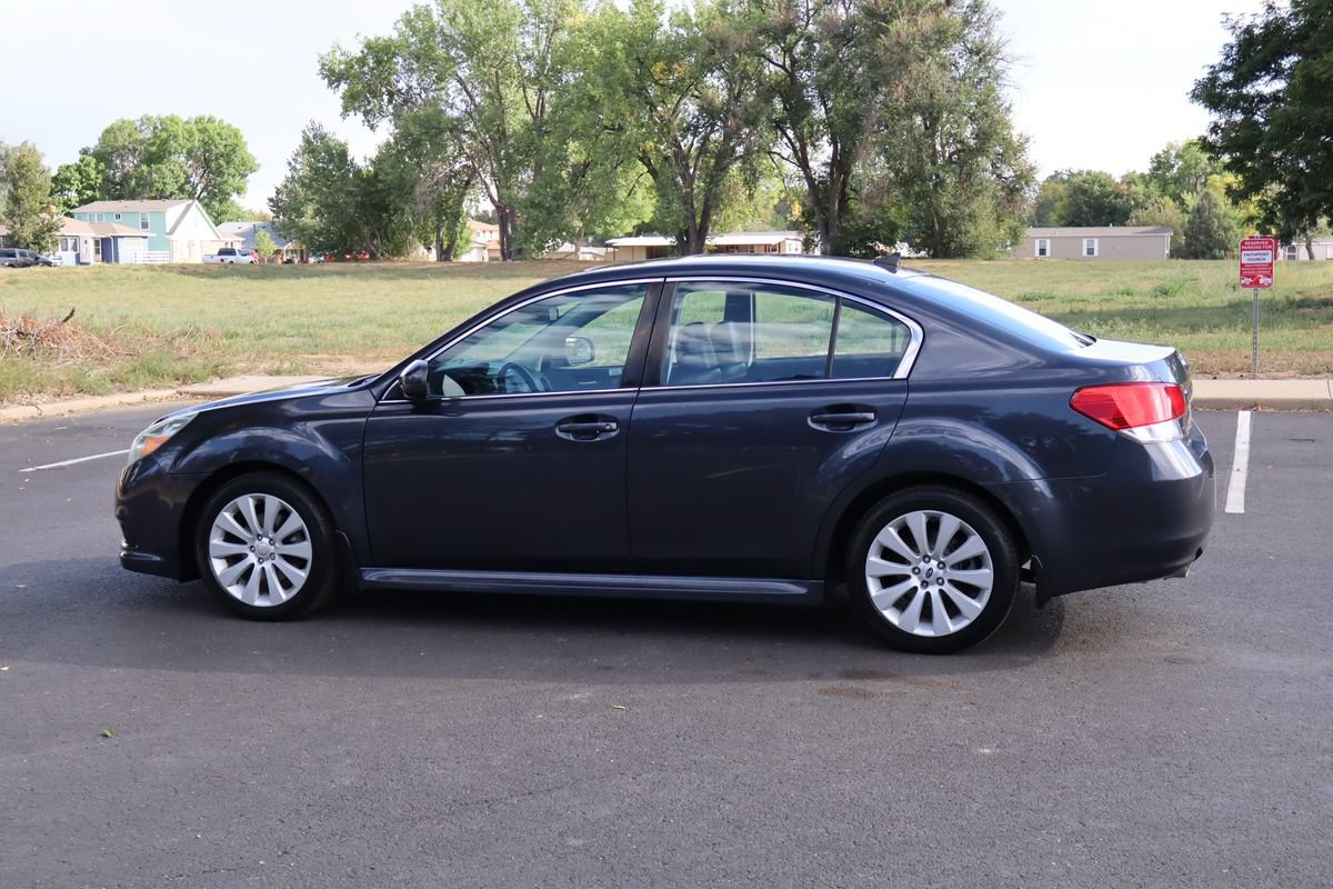 Used 2012 Subaru Legacy 2.5i Limited AWD/4WD image 8