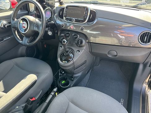Used 2016 FIAT 500 Pop w/ Italia Package FWD image 4