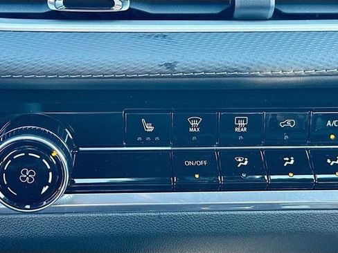 New 2026 Chevrolet Equinox LT w/ Convenience Package II image 24