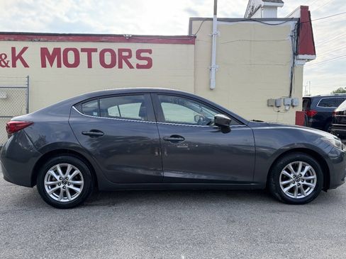 Used 2016 MAZDA MAZDA3 i Sport w/ Preferred Equipment Package FWD image 9