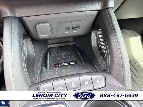 Used 2025 Chevrolet TrailBlazer LT w/ Convenience Package FWD image 27