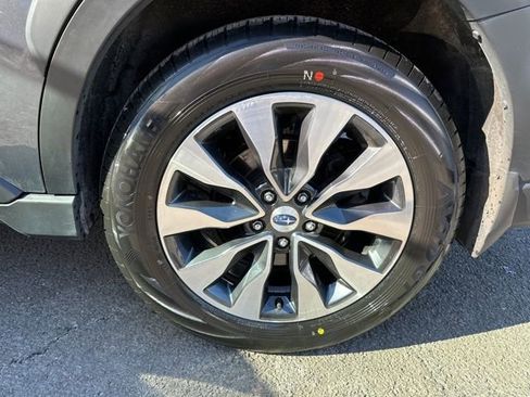 Certified 2023 Subaru Outback Limited XT image 38