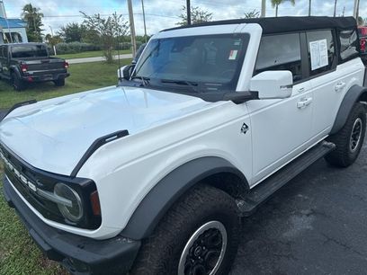Used 2023 Ford Bronco Outer Banks w/ Sasquatch Package
