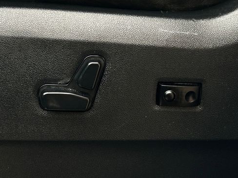 Used 2019 Dodge Grand Caravan SE image 33