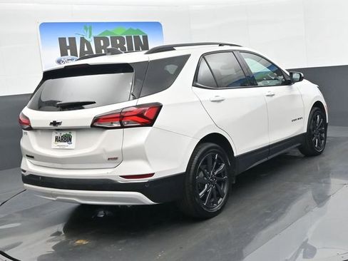 Used 2023 Chevrolet Equinox RS w/ RS Leather Package image 5